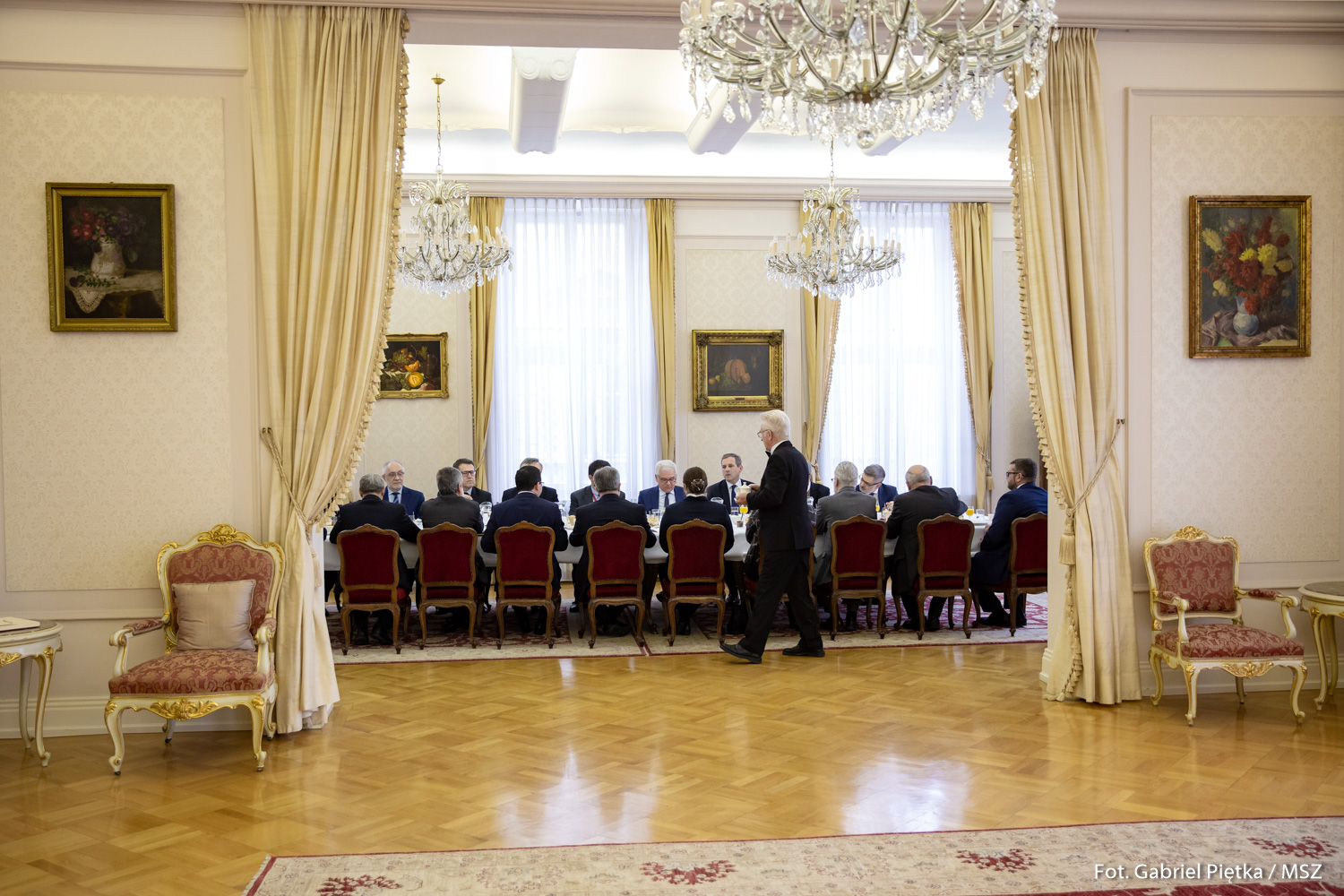 J. Czaputowicz i klub ambasadorów