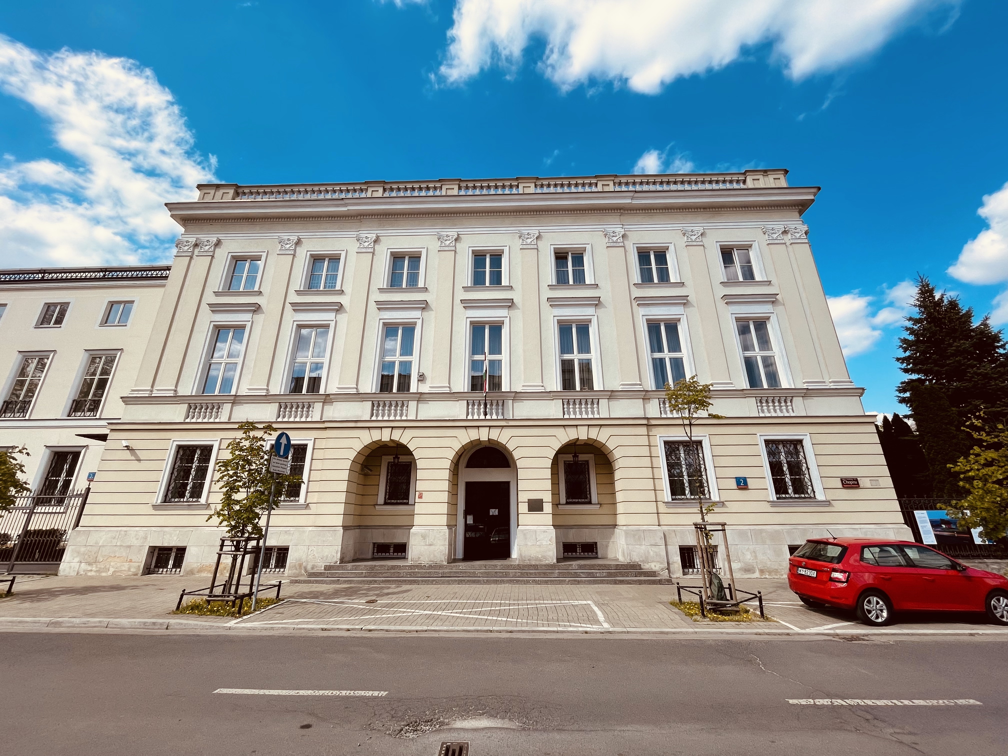 INFORMACJE O PRZEPROWADZCE AMBASADY